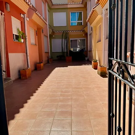 Olivia Barrio-Mar